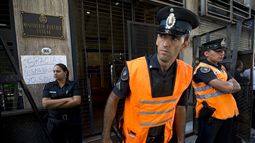 se va de argentina periodista que reporto muerte de nisman