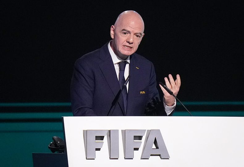 El presidente de la FIFA Gianni Infantino habla durante el 76mo Congreso de la FIFA el jueves 30 de abril del 2026. (Darryl Dyck/The Canadian Press via AP)