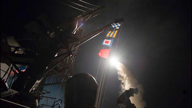 primeras imagenes del lanzamiento de misiles contra siria