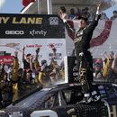 Reddick logra su primer triunfo en NASCAR en Road America