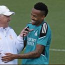 Ancelotti a borde de un record de 4 cetros de la Champions