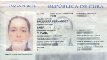 tras 6 meses, tania bruguera recupera su pasaporte