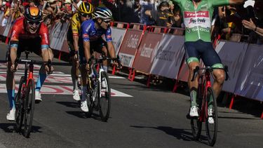 Vuelta: Evenepoel cerca de título; Pedersen suma 3er triunfo