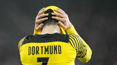 Dortmund se atasca con empate en Colonia