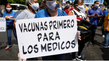 la iglesia denuncio que en venezuela se vacuna solo a los que tienen afiliacion con el chavismo