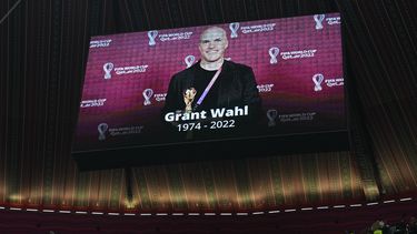 Rinden tributo a Wahl en su asiento de prensa en el Mundial