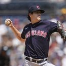 Quantrill sofoca a exequipo; Guardianes vencen 7-0 a Padres