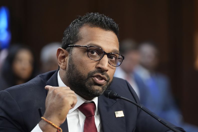 Kash Patel, nominado del presidente Donald Trump para ser director del FBI, comparece ante la Comisión Judicial del Senado para su audiencia de confirmación, en el Capitolio en Washington, el 30 de enero de 2025. (AP Foto/J. Scott Applewhite, Archivo)