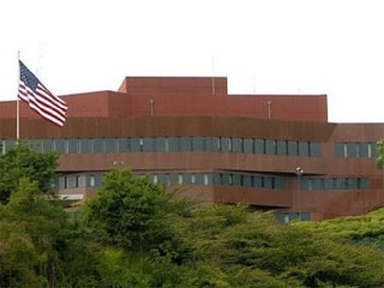 La División contra Hurtos del Cuerpo de Investigaciones Científicas, Penales y Criminalísticas (Cicpc) inició una averiguación por un presunto robo ocurrido el pasado domingo en la residencia del Cónsul General de Estados Unidos en Caracas, Heather Guimon