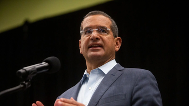 el gobernador viaja washington d.c. para la presentacion del borrador de un proyecto de estatus