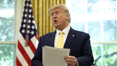 Trump anuncia sanciones económicas contra Turquía por Siria