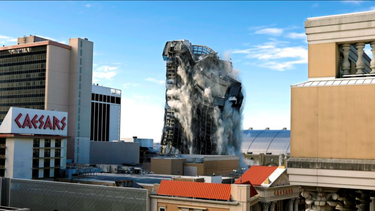 demolieron el casino construido por donald trump en atlantic city: el momento de la implosion