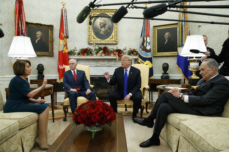 AMN-INM_TRUMP-MURO-1.jpg