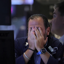 Wall Street cerró uno de sus peores meses en más de dos años por la incertidumbre sobre una recesión mundial