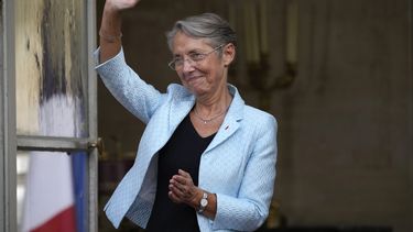 Macron nombra a Elisabeth Borne primera ministra de Francia