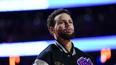 Curry se perderá al menos otras dos semanas por lesión