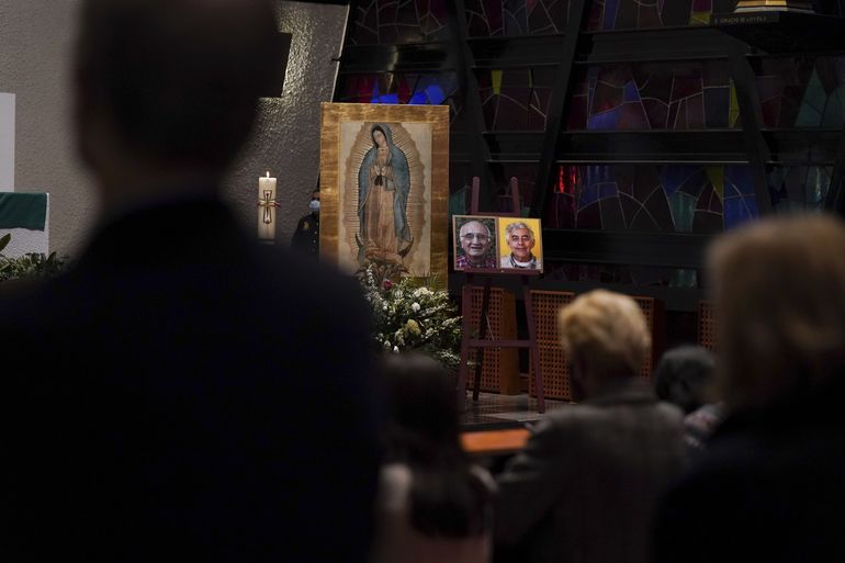 México: Colocarán en iglesias fotos de sacerdotes asesinados
