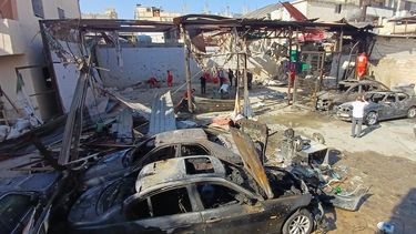 El lugar del bombardeo israelí en el campamento de refugiados palestinos Ein el-Hilweh en Sidón, Líbano, el 19 de noviembre del 2025. (AP foto/Mohammed Zaatari)