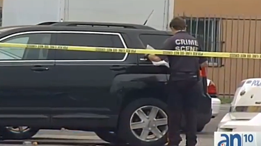 americateve | Un tiroteo en un estacionamiento en la ciudad de Miami dejó un muerto.