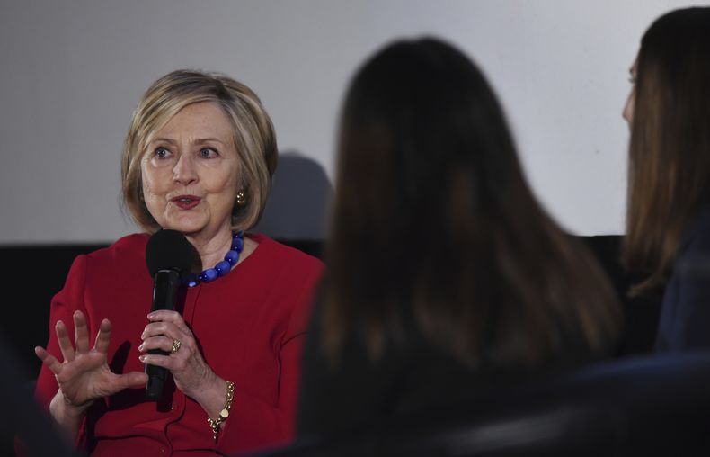 AMN-GEN_CLINTON-CORREOS-0.jpg
