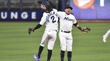 Rojas pega jonrón; Marlins vencen a Nacionales