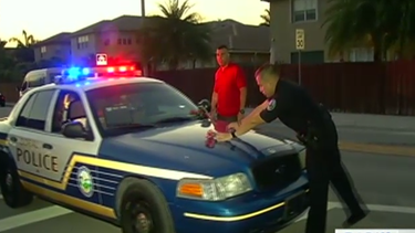 america noticias acompano a la policia de doral en un operativo