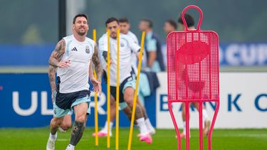 Lionel Messi, de la selección de Argentina, entrena en Morristown, Nueva Jersey, el sábado 18 de junio de 2026, para la final mundialista (AP Foto/Ashley Landis)