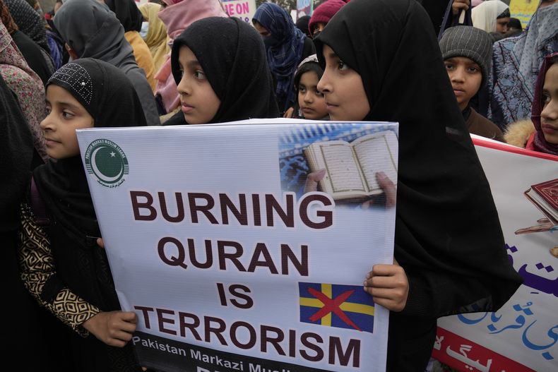 EUR-GEN SUECIA-PROTESTAS