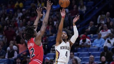 Graham y McCollum dan a Pelicans triunfo sobre Bulls