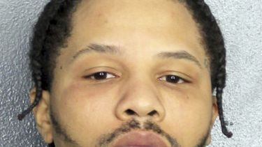 Boxeador Gervonta Davis, preso por presunta agresión a mujer