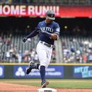 Rodríguez llega a 12 HRs en triunfo de Seattle ante Orioles