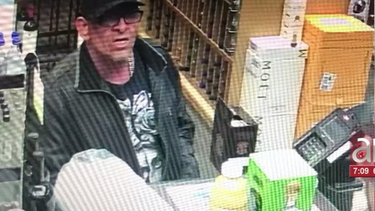 buscan a ladron de una trajeta de credito en miami shores