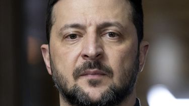 El presidente de Ucrania, Volodymyr Zelenskyy, a su llegada a una reunión con el canciller de Alemania, Olaf Scholz, durante la Conferencia de Seguridad de Múnich, en Múnich, Alemania, el 15 de febrero de 2025. (Sven Hoppe/DPA vía AP, Pool)
