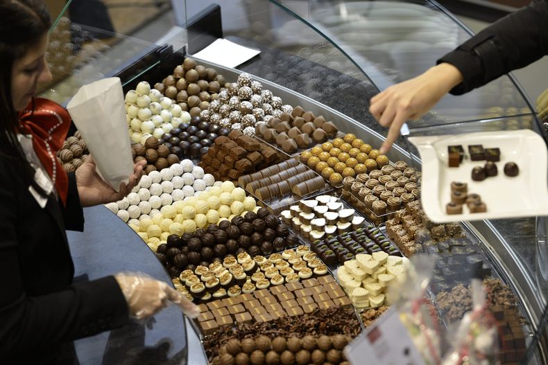 El festival chocolatero “International Salon des Chocolatiers et du Chocolat”, en Ginebra, Suiza, el 27 de octubre del on Oct. 27, 2012. (Martial Trezzini/Keystone via AP)
