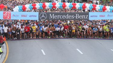 americateve | Hoy se realizó una de las carreras corporativas más importantes de la Florida, La Mercedes Benz Corporate Run.