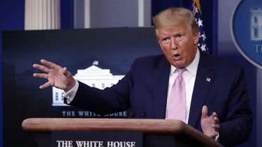 Trump espera que A.Saudí y Rusia recorten oferta de crudo