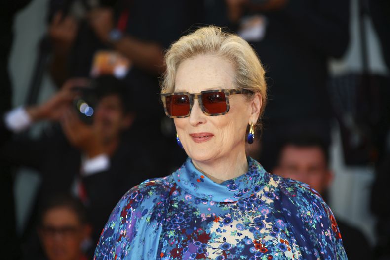 En esta imagen de archivo, la actriz Meryl Streep posa para los fotógrafos durante el estreno de la película The Laundromat (La lavandería), en la 76ta edición del Festival de Cine de Venecia, en Venecia, Italia, el 1 de septiembre de 2019. (Foto by Joel C Ryan/Invision/AP, archivo)
