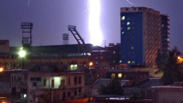 americateve | Cuba es el país de América Latina donde más personas mueren víctimas de los rayos por cada millón de habitantes.