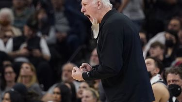 Kings superan a Spurs; Popovich sigue esperando