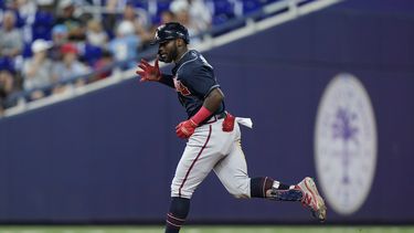 bravos barren como visitantes a los marlins