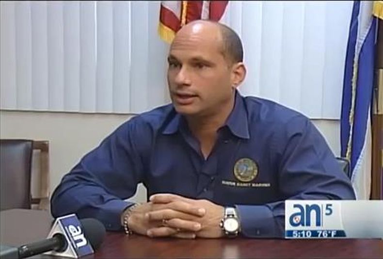 América Noticias confirma que el ex alcalde de Sweetwater Manny Maroño facilitó que su empresa de grúas operara en la Ciudad y que lo hiciera en secreto durante meses.