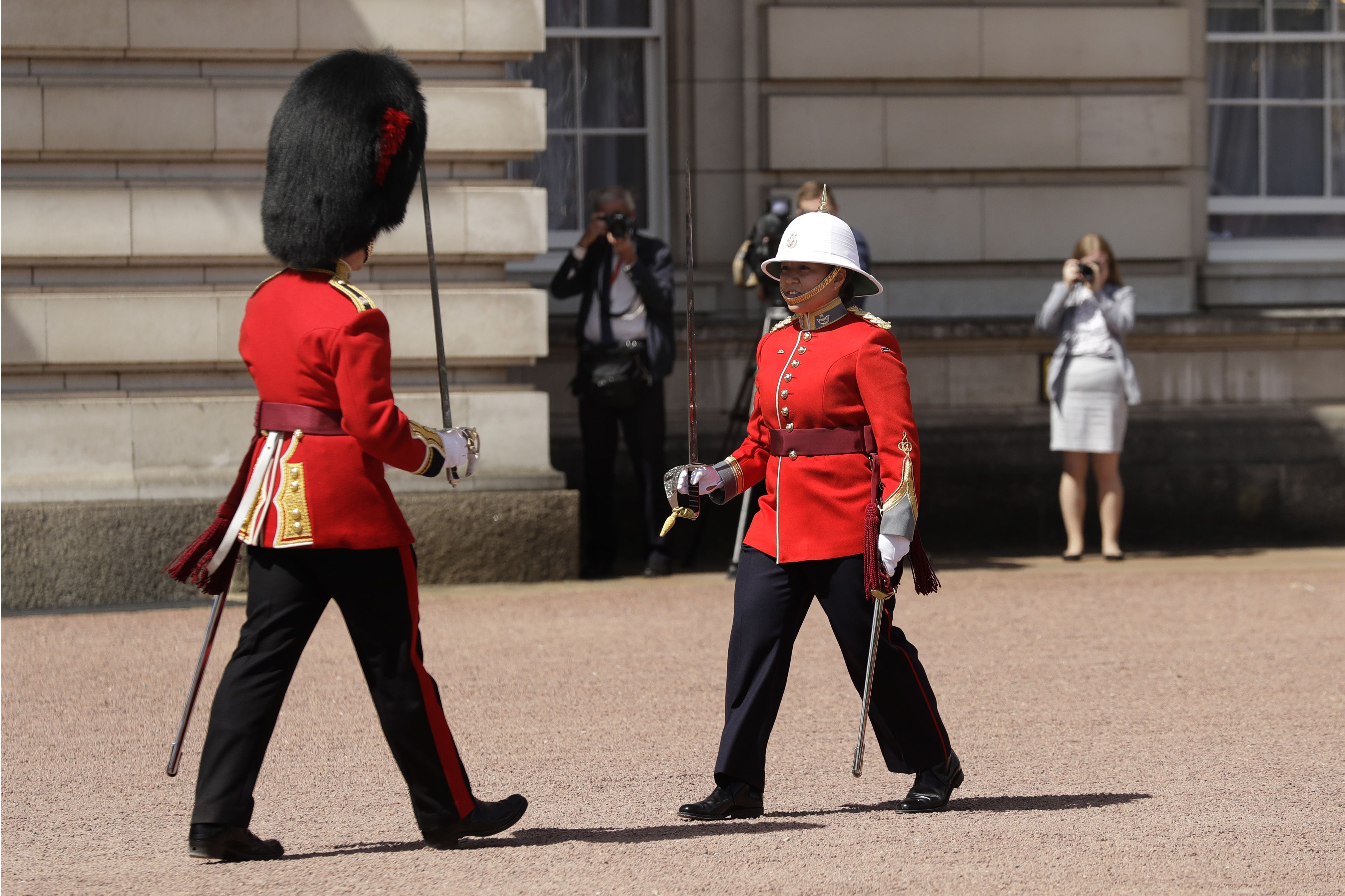 Como Se Llaman Los Guardias Del Palacio De Buckingham