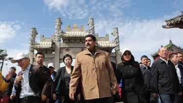 maduro ya gasto el presupuesto de viajes de 2015: mas de $ 5 millones