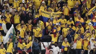 FIFA indaga cánticos discriminatorios de afición de Ecuador