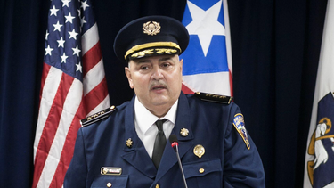 policia municipal de san juan sigue en campana en la placita