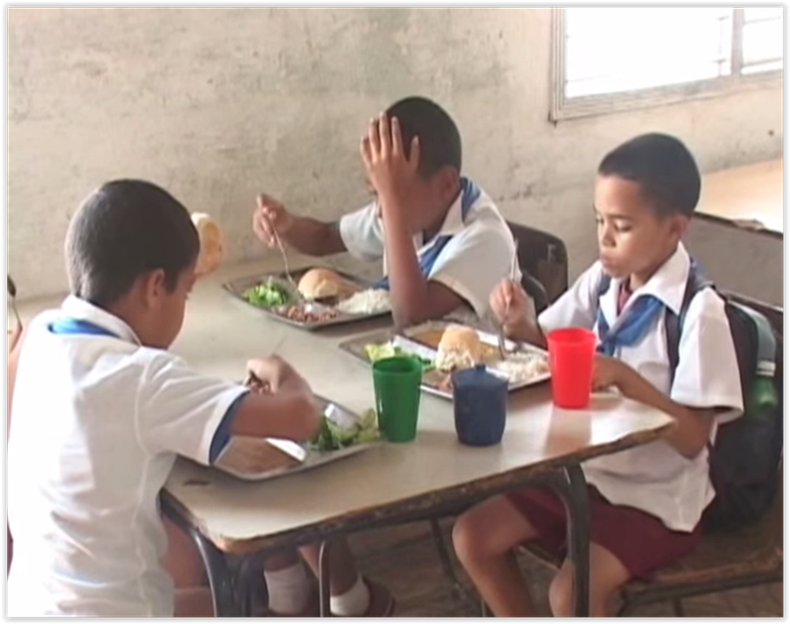 almuerzo escolar.PNG