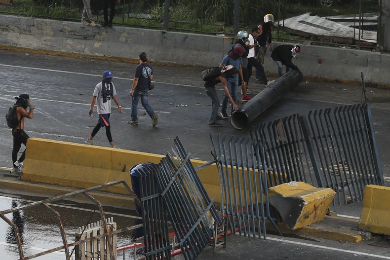 AMS-GEN_VENEZUELA-CRISIS_POLITICA-1.jpg