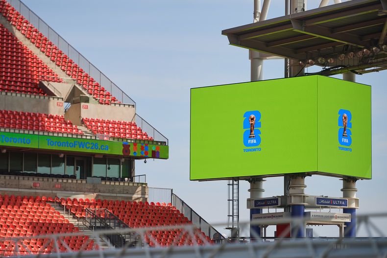 Vista del estadio BMO Field de Toronto, una de las sedes de la Copa Mundial de 2026, el martes 23 de septiembre de 2025. (Sammy Kogan/The Canadian Press vía AP)