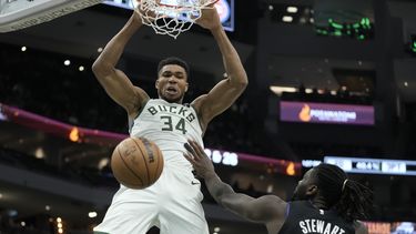 Bucks igualan récord del equipo con 7ma victoria al hilo