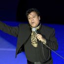 ARCHIVO - El cantautor mexicano Juan Gabriel durante su presentación en el Auditorio Nacional de la Ciudad de México el 10 de abril de 2015. La grabación de Juan Gabriel de Amor eterno de 1990 será incorporada al Registro Nacional de Grabaciones de la Biblioteca del Congreso se anunció el martes 16 de abril de 2024. (Foto AP/Rebecca Blackwell, archivo)